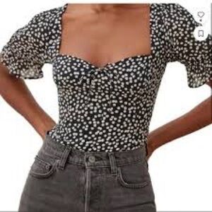 Reformation Delevan Top in Black with‎ White Pearls